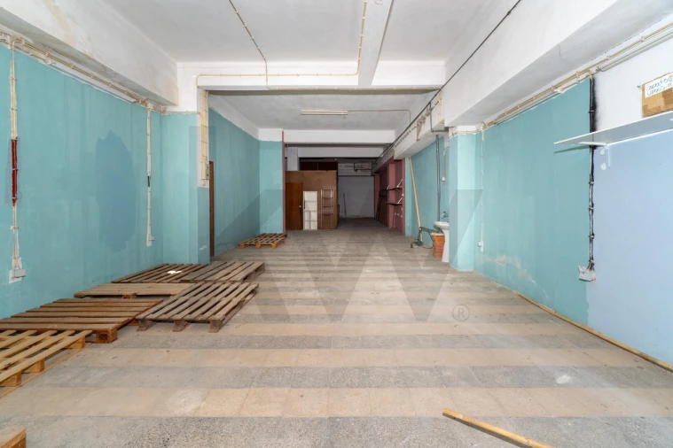 Loja para Venda em Quarteira Foto 35