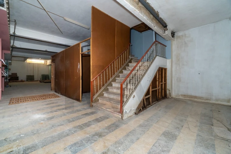 Loja para Venda em Quarteira Foto 31