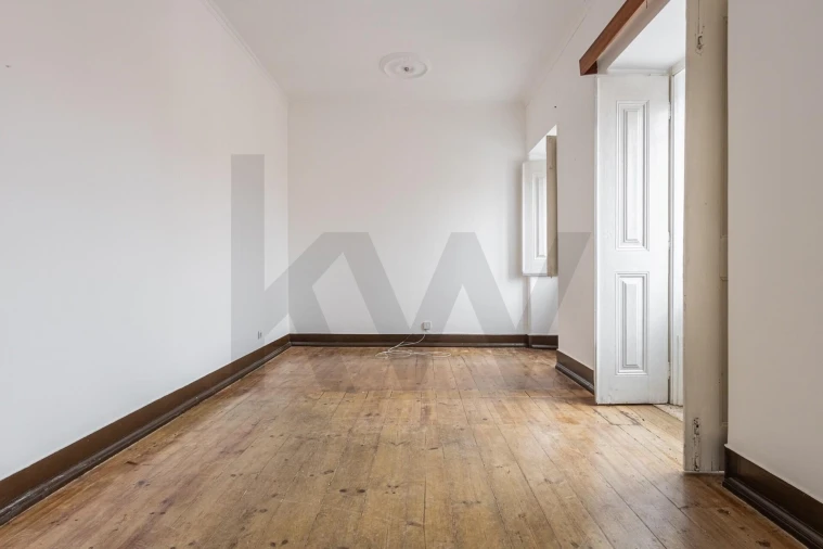 Apartamento T5 para Venda em Alcanhões Foto 29