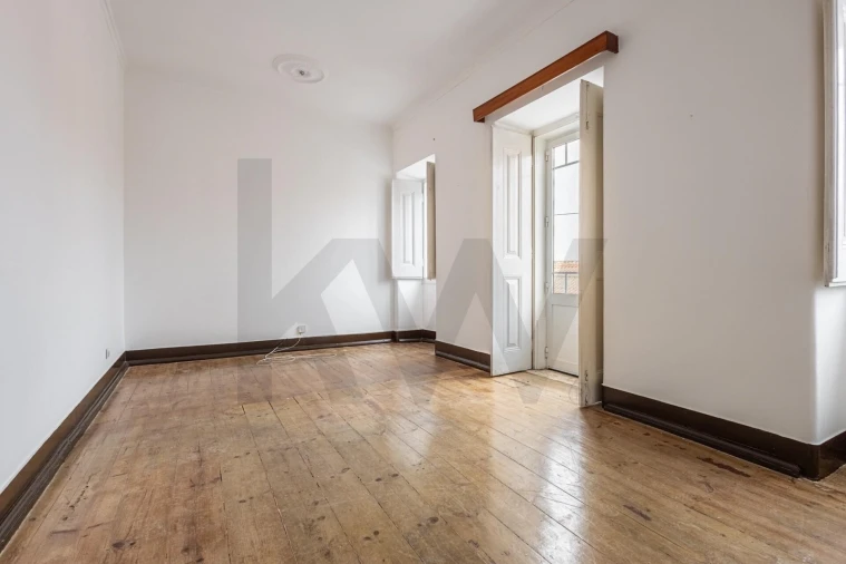 Apartamento T5 para Venda em Alcanhões Foto 28