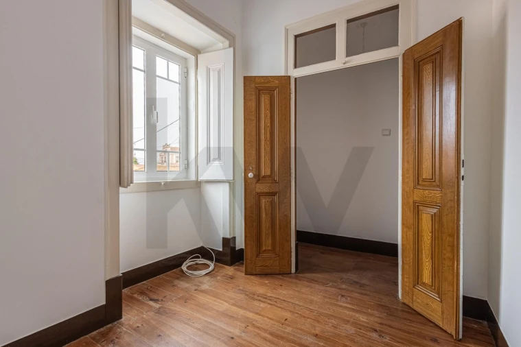 Apartamento T5 para Venda em Alcanhões Foto 20