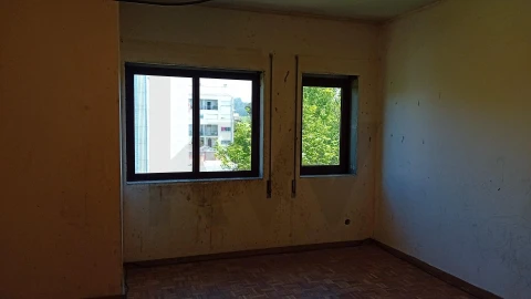 Apartamento T3 para Venda em Campanhã