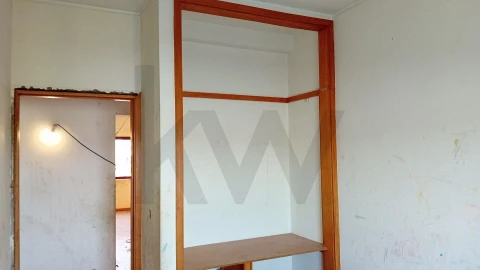 Apartamento T3 para Venda em Campanhã