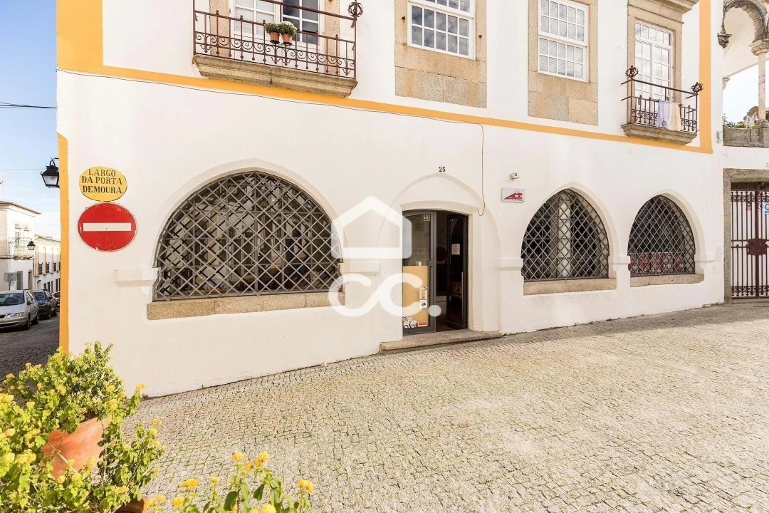 Negócio para Arrendamento em Évora (São Mamede, Sé, São Pedro e Santo Antão) Foto 1