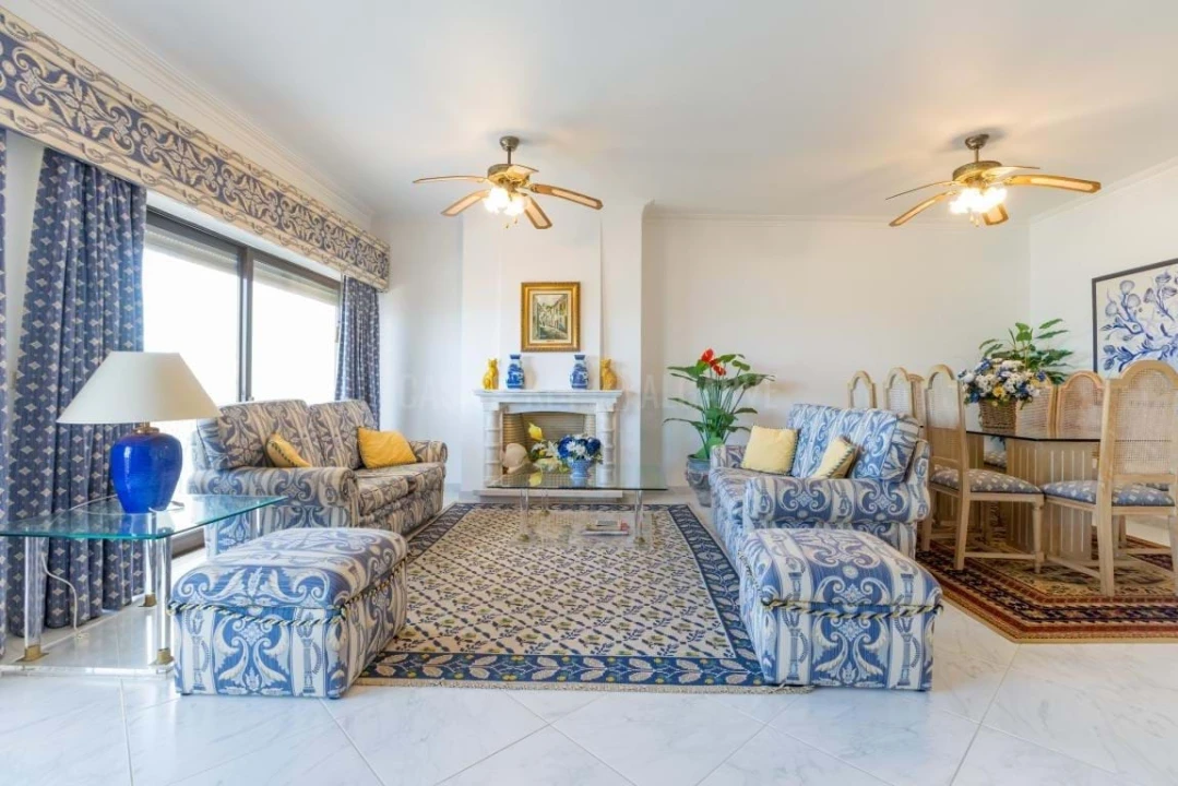 Apartamento T3 para Venda em Quarteira Foto 9