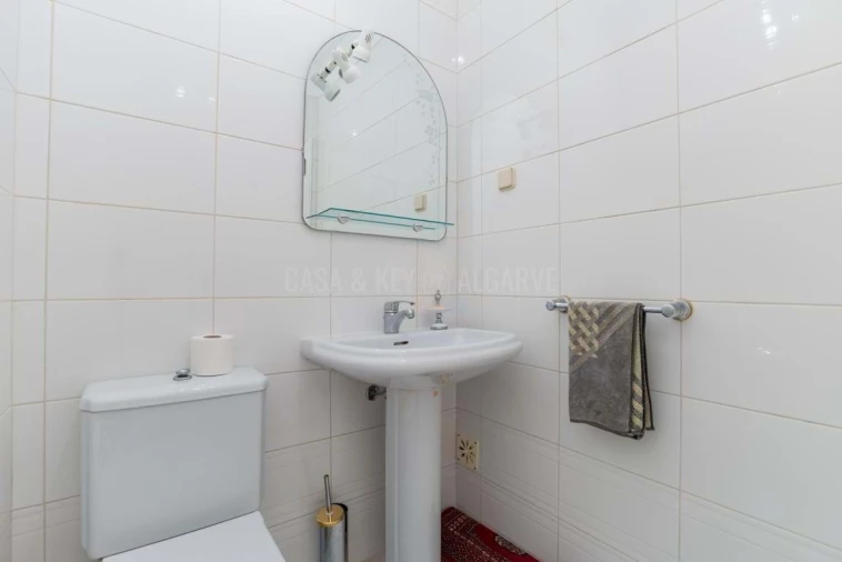 Apartamento T3 para Venda em Quarteira Foto 13