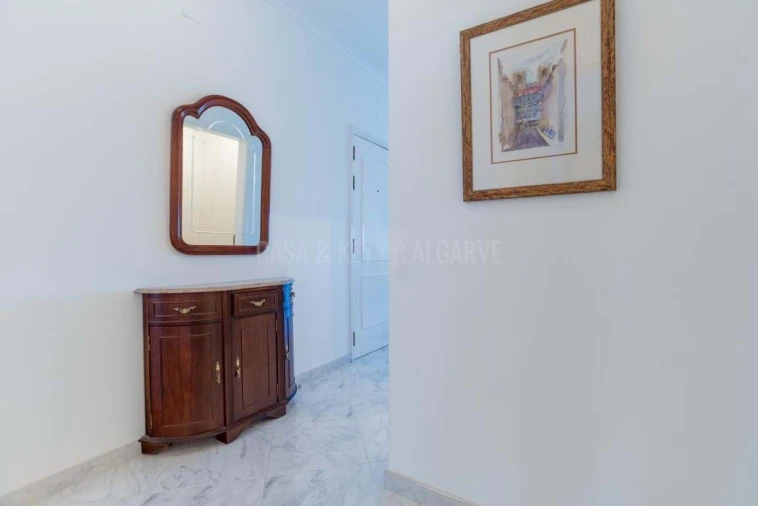 Apartamento T3 para Venda em Quarteira Foto 21