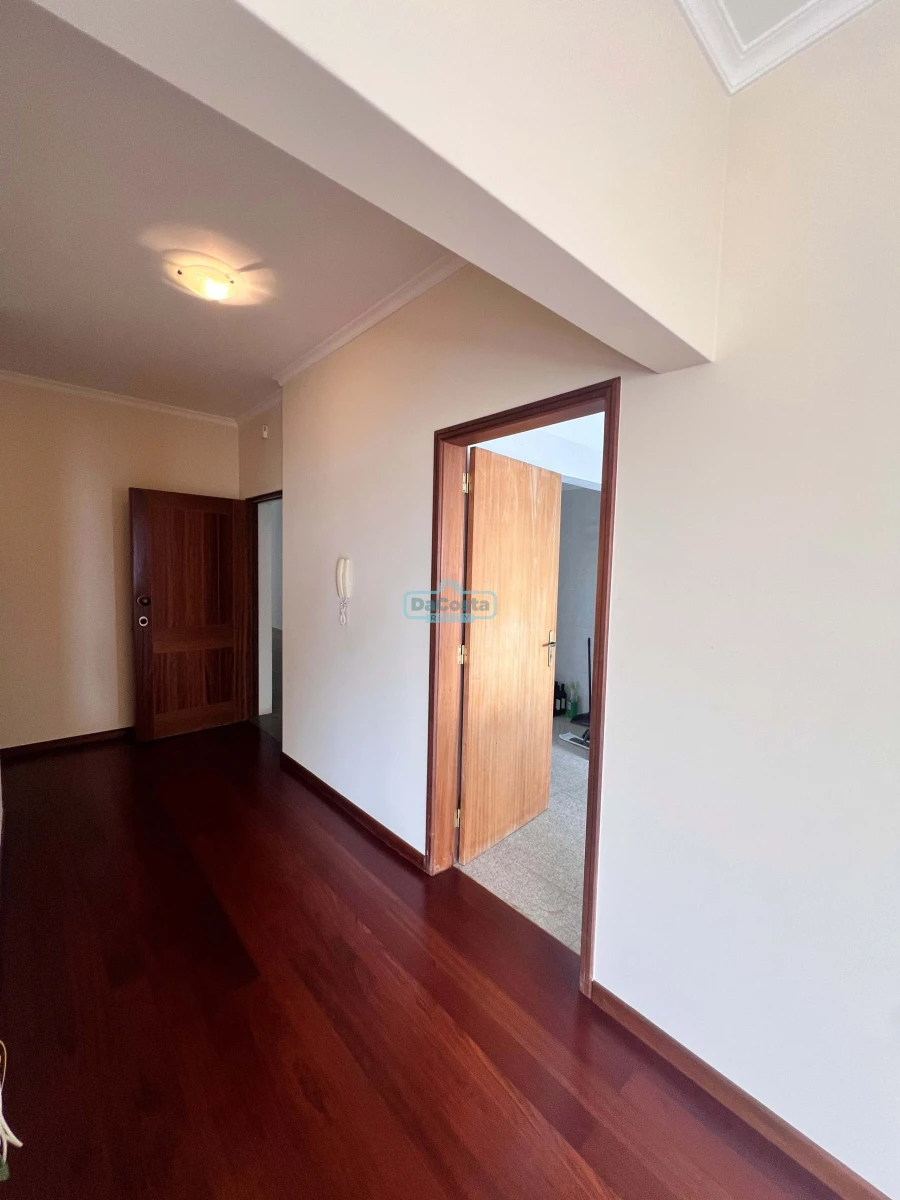 Apartamento T2 para Venda em Santa Cruz Foto 13