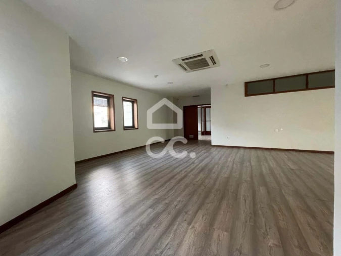 Escritório para Venda em Santo Tirso, Couto (Santa Cristina e São Miguel) e Burgães Foto 3