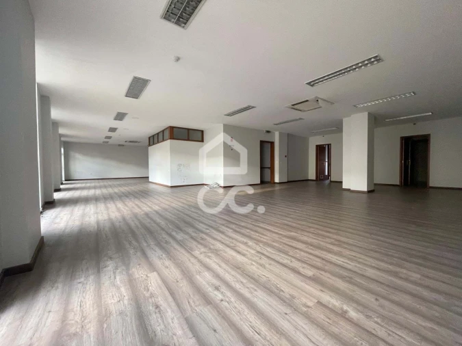 Escritório para Venda em Santo Tirso, Couto (Santa Cristina e São Miguel) e Burgães Foto 2