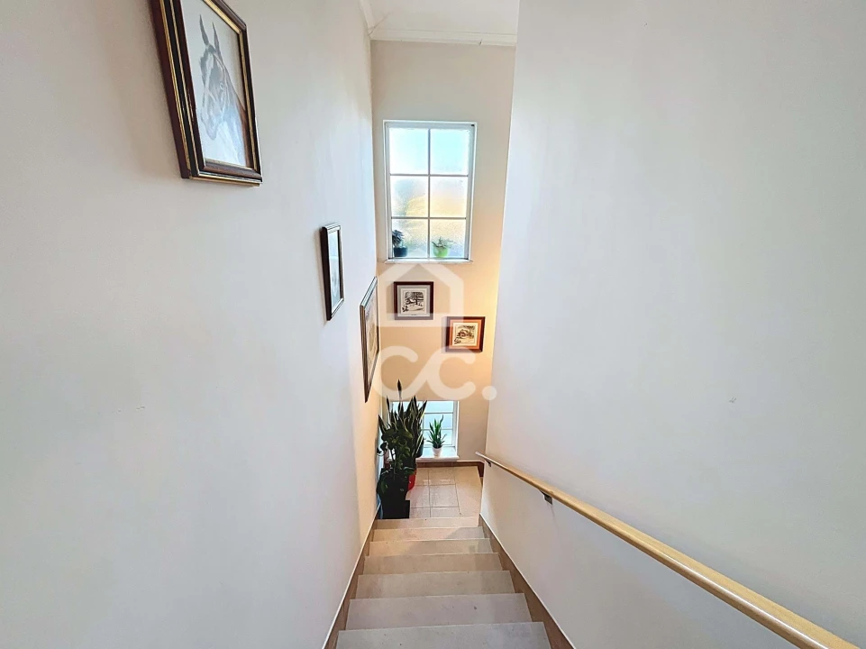 Moradia T4 para Venda em Bombarral e Vale Covo Foto 10