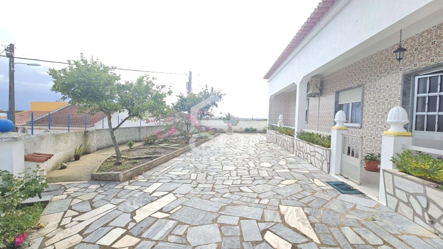 Moradia T4 para Venda em Ervidel Foto 3