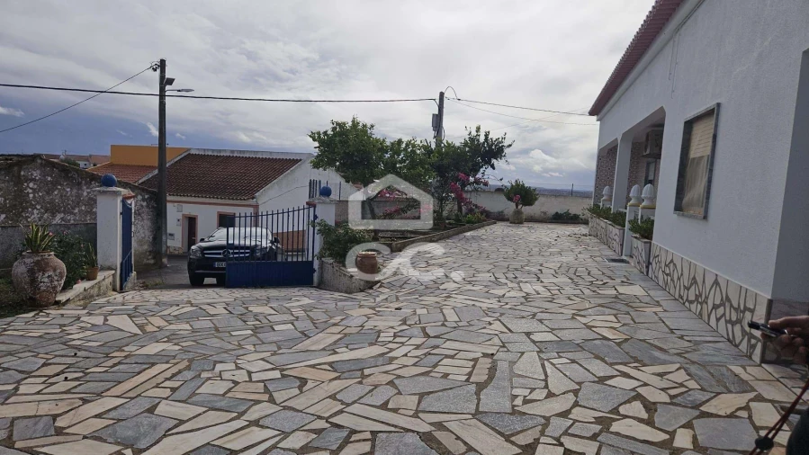 Moradia T4 para Venda em Ervidel Foto 13