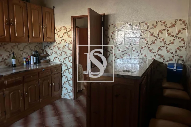 Prédio para Venda em Mortágua, Vale de Remígio, Cortegaça e Almaça Foto 6