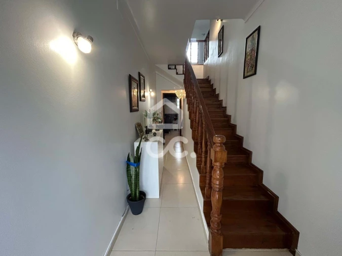 Moradia T4 para Venda em Ribeira Grande (Matriz) Foto 5