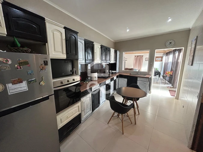 Moradia T4 para Venda em Ribeira Grande (Matriz) Foto 9