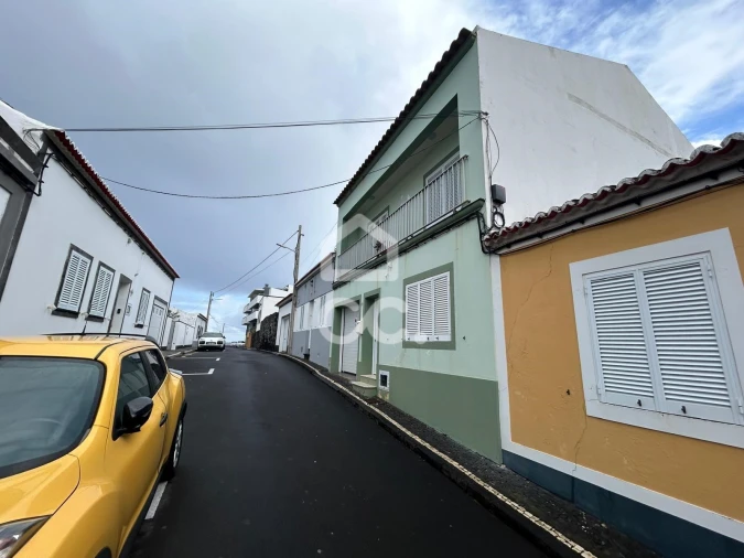 Moradia T4 para Venda em Ribeira Grande (Matriz) Foto 4