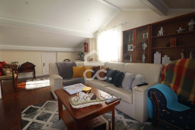 Moradia T5 para Venda em São Vicente Ferreira Foto 23