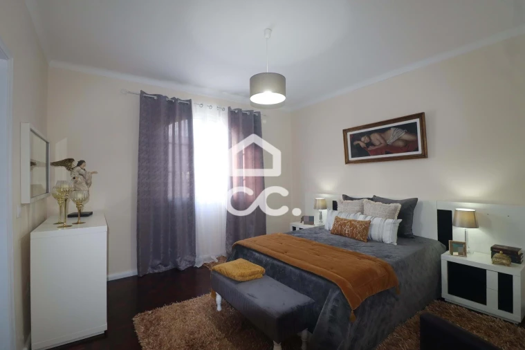 Moradia T5 para Venda em São Vicente Ferreira Foto 10