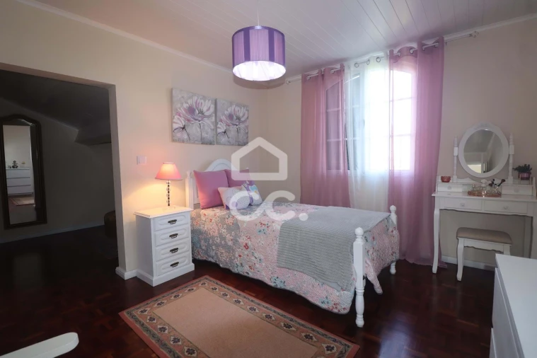 Moradia T5 para Venda em São Vicente Ferreira Foto 20