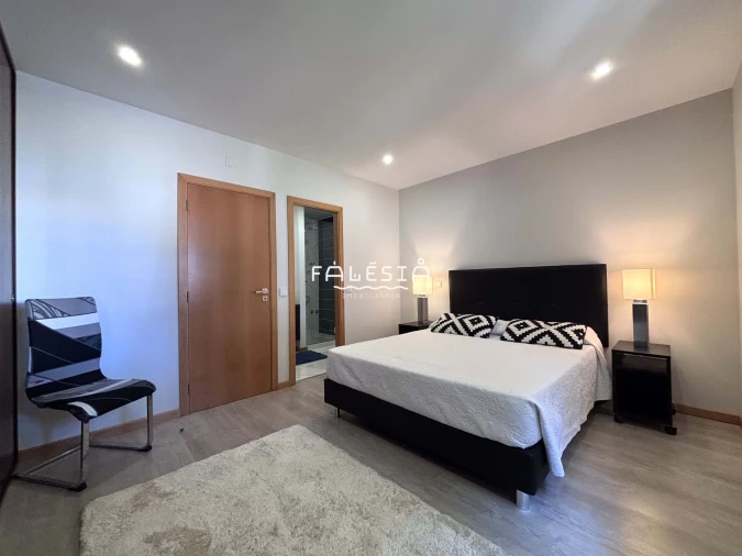 Moradia T2 para Venda em Albufeira e Olhos de Água Foto 13