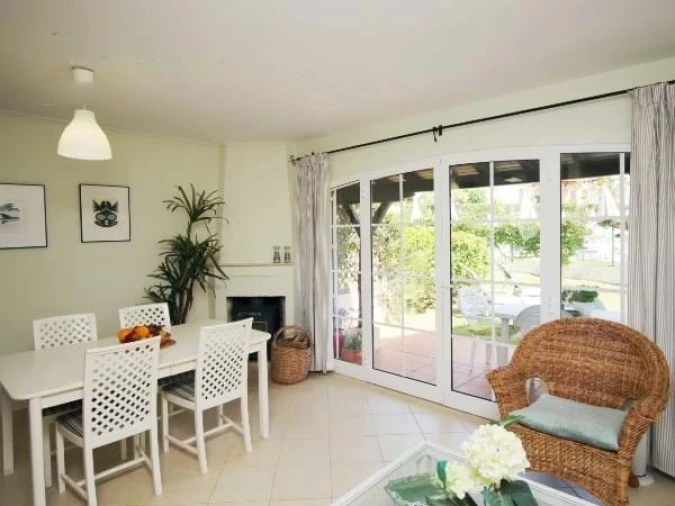 Moradia T2 para Venda em Quarteira Foto 3