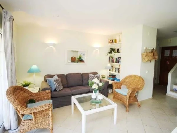 Moradia T2 para Venda em Quarteira Foto 4