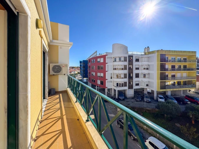 Apartamento T2 para Venda em Algueirão-Mem Martins Foto 27