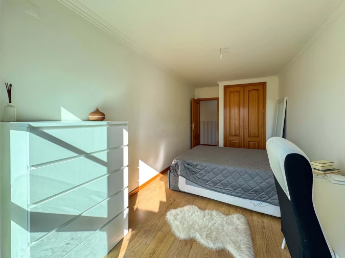 Apartamento T2 para Venda em Algueirão-Mem Martins Foto 17