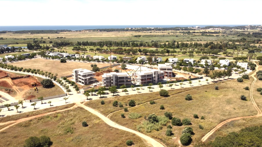 Apartamento T2 para Venda em Quarteira Foto 13
