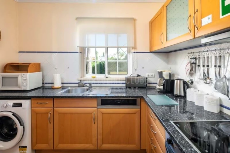 Apartamento T1 para Venda em Lagoa e Carvoeiro Foto 7