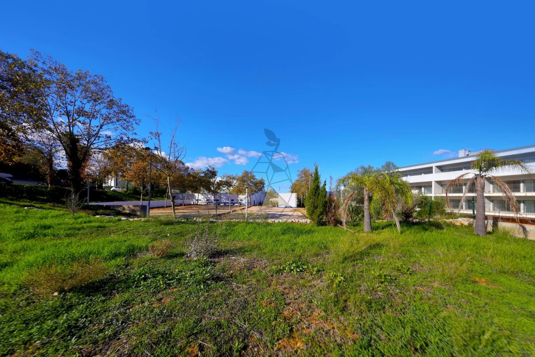 Terreno para Venda em Alvor Foto 9