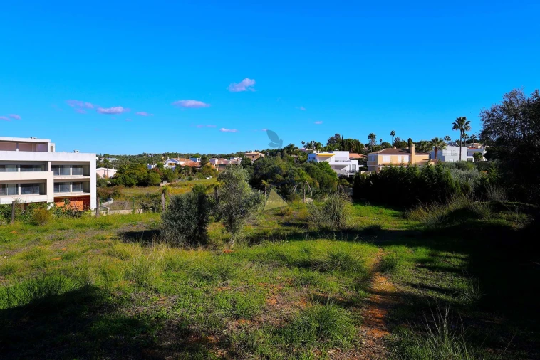 Terreno para Venda em Alvor Foto 8
