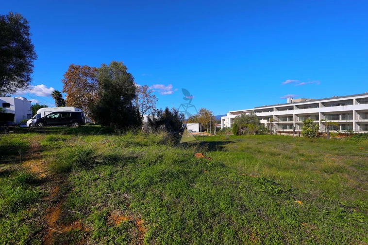 Terreno para Venda em Alvor Foto 14