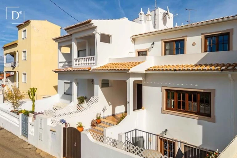 Moradia T5 para Venda em Albufeira e Olhos de Água Foto 17