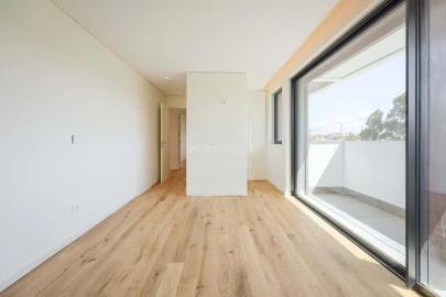 Apartamento T3 para Venda em Glória e Vera Cruz