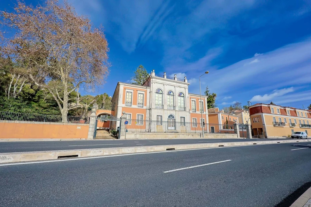 Moradia T15 para Venda em Oeiras e São Julião da Barra, Paço de Arcos e Caxias Foto 3