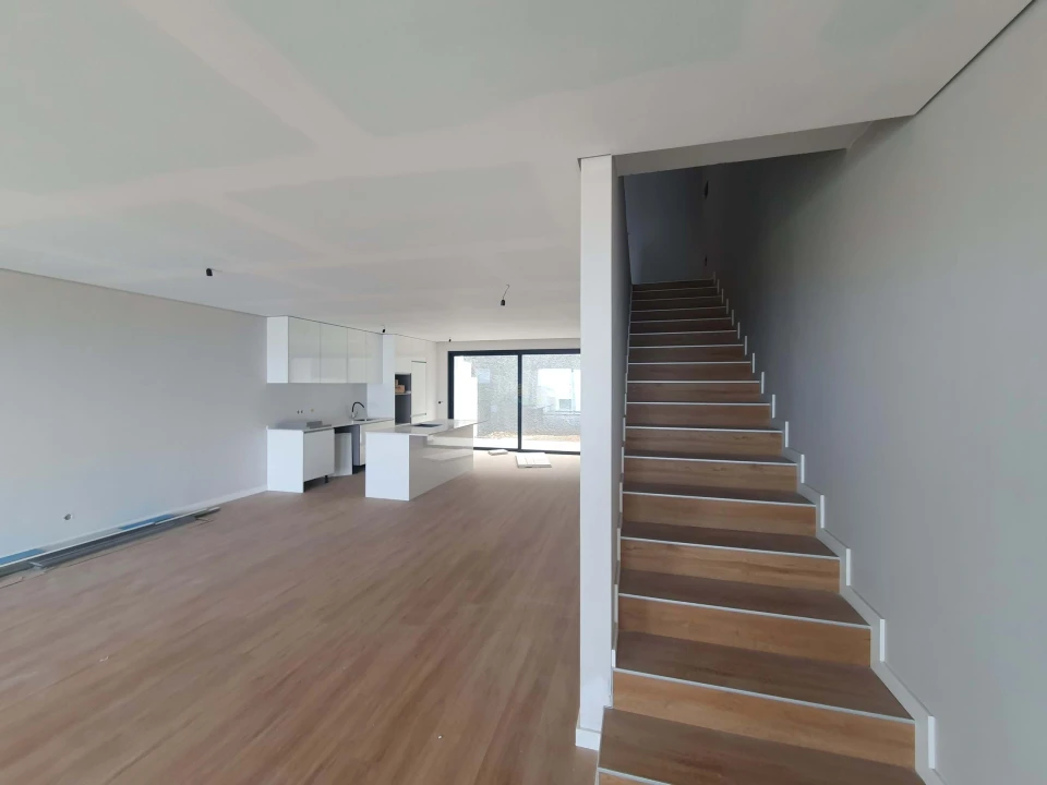 Moradia T3 para Venda em Funchal (Santa Maria Maior) Foto 3