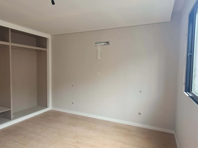 Moradia T3 para Venda em Funchal (Santa Maria Maior) Foto 7