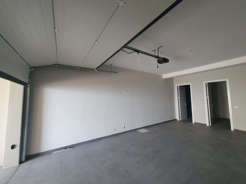 Moradia T3 para Venda em Funchal (Santa Maria Maior) Foto 8