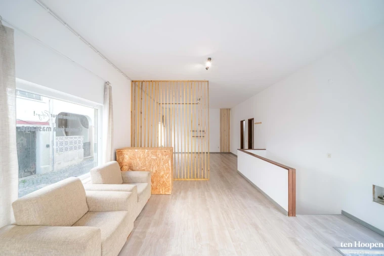 Negócio para Venda em Lagos (São Sebastião e Santa Maria) Foto 4