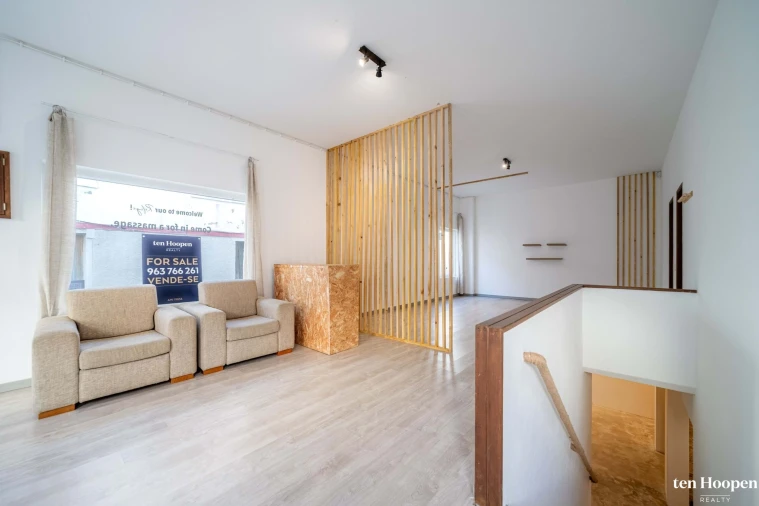 Negócio para Venda em Lagos (São Sebastião e Santa Maria) Foto 1