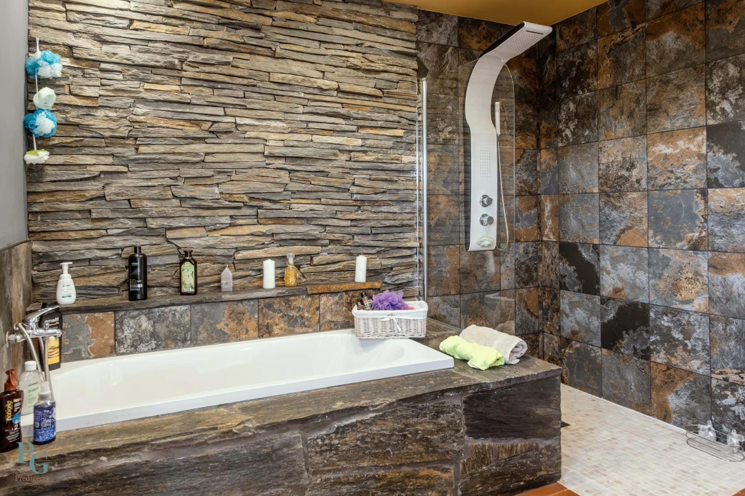 Moradia T4 para Venda em Mexilhoeira Grande Foto 44