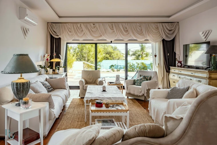 Moradia T4 para Venda em Mexilhoeira Grande Foto 24