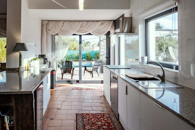 Moradia T4 para Venda em Mexilhoeira Grande Foto 34