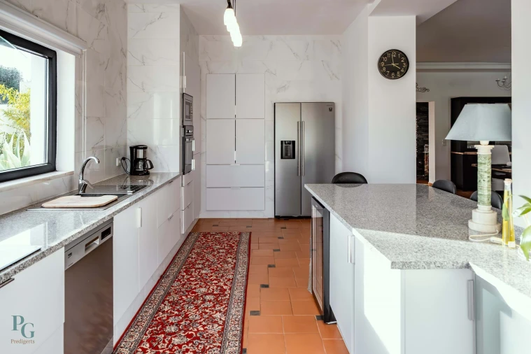 Moradia T4 para Venda em Mexilhoeira Grande Foto 33