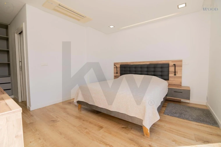 Moradia T3 para Venda em Portimão Foto 48