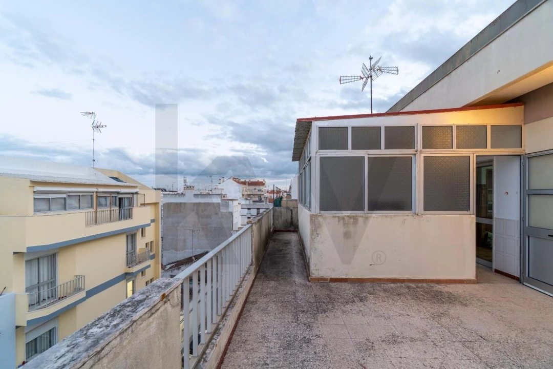 Apartamento T2 para Venda em Vila Real de Santo Antonio Foto 17