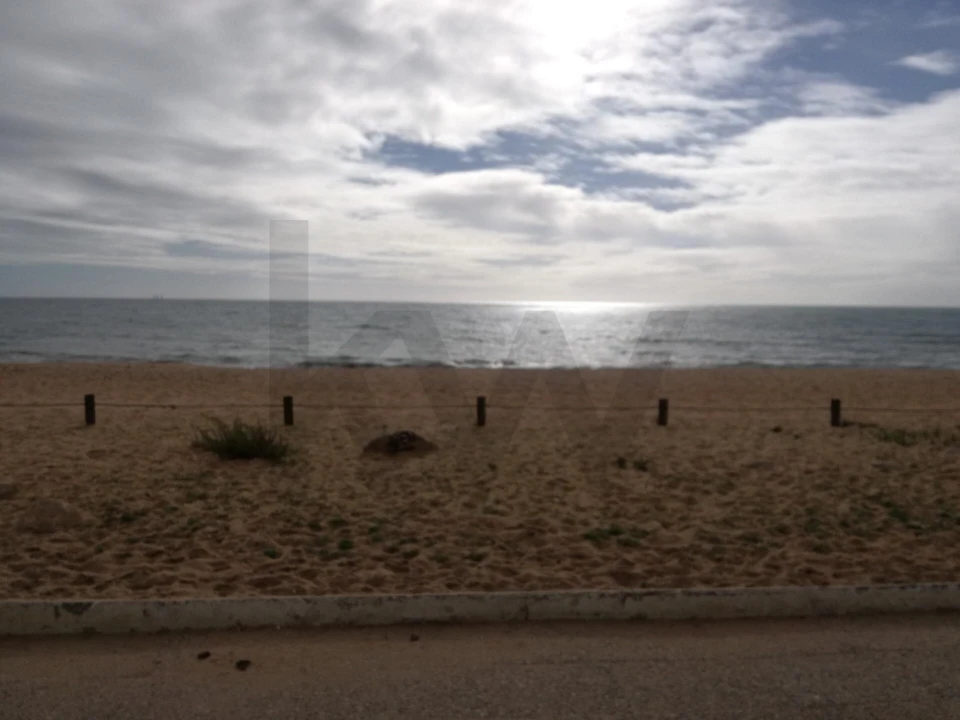 Negócio para Venda em Quarteira Foto 13