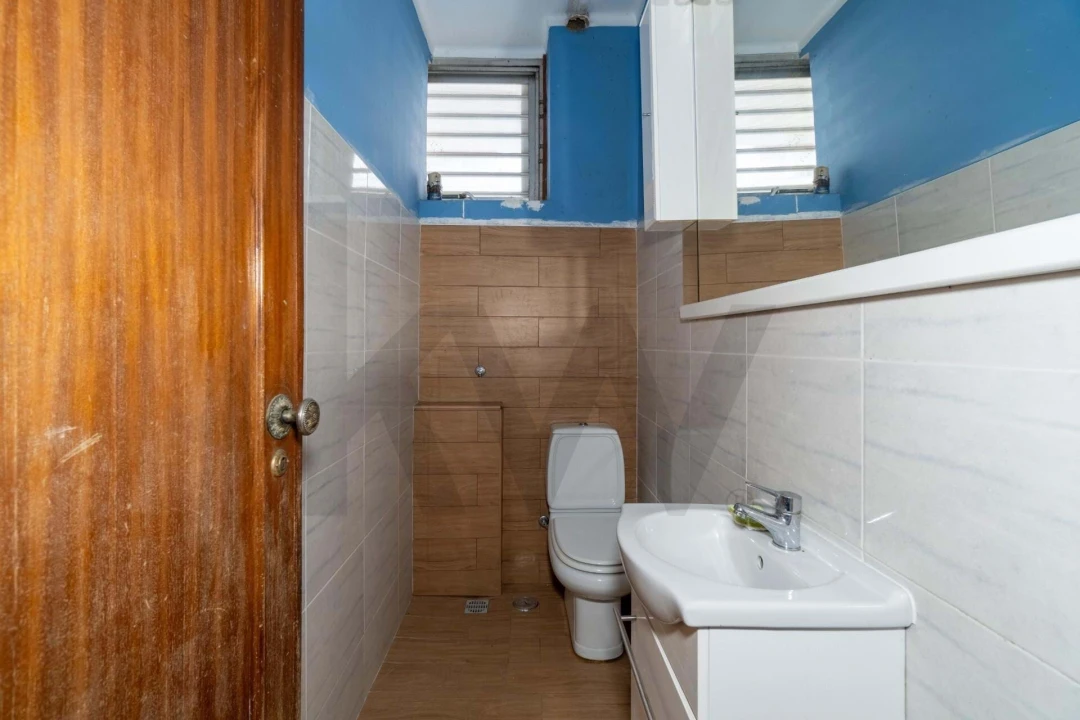 Negócio para Venda em Quarteira Foto 26